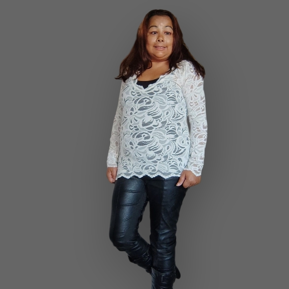 H&M Women's small Petite Elegant White Lace Blouse - Picture 16 of 16